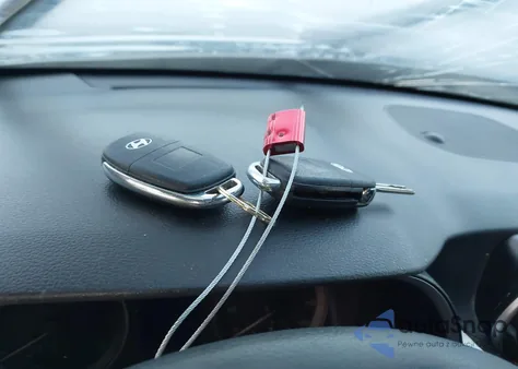 2019 Hyundai Tucson Se z USA, uszkodzony, nr VIN KM8J2CA49KU873352